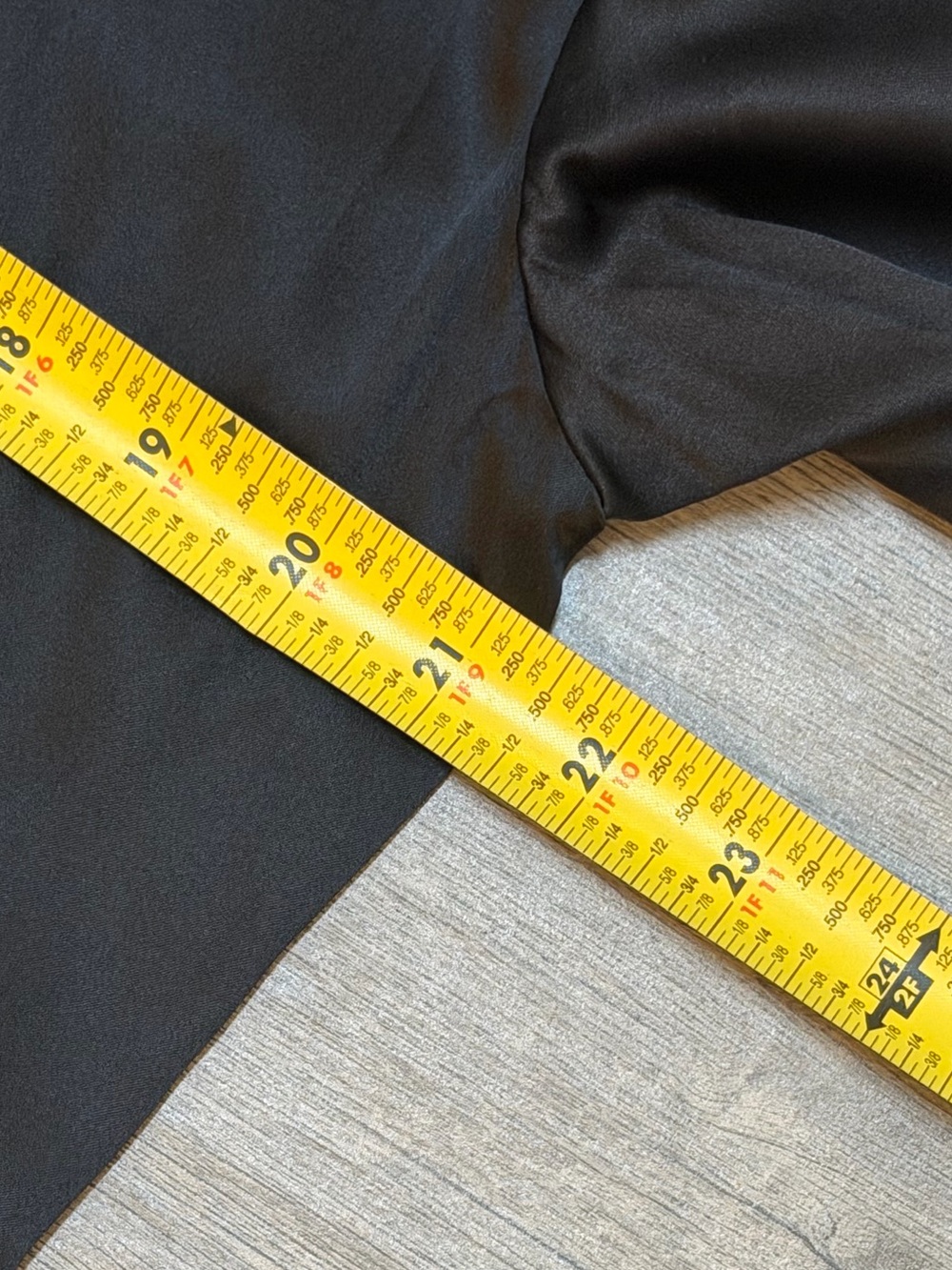 SKIMS Silk Feather Trim Pajama Set Onyx Black Mismatch Size XS/L - Picture 6 of 6